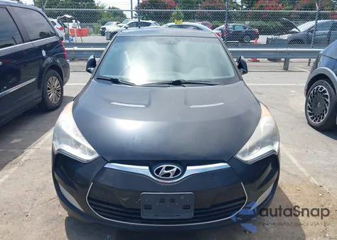 2013 Hyundai Veloster Base W/Black z USA, uszkodzony, nr VIN KMHTC6AD6DU151704